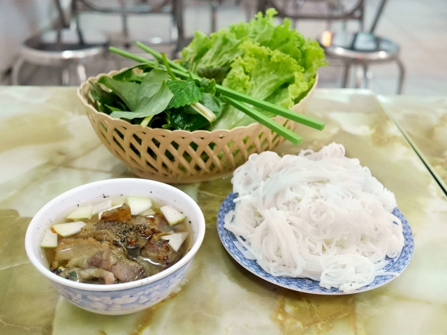 ベトナムの米の麺ブン